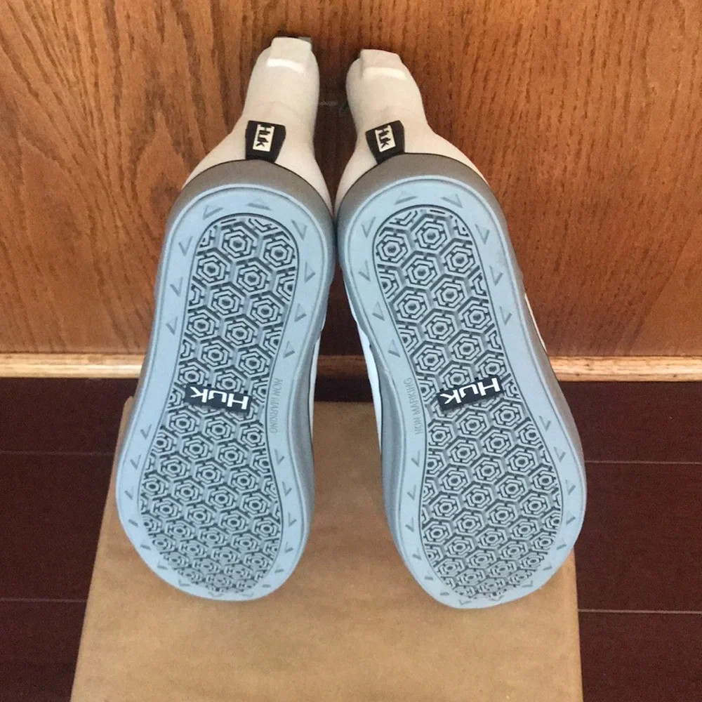 “NEW ARRIVALS” Brand-new HUK Rogue Wave boots, size 12, white big letters - Picture 7 of 7